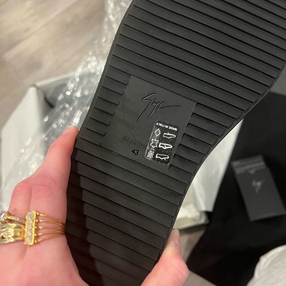 Giuseppe Zanotti Kriss High Tops - Black Glitter - Picture 6 of 8